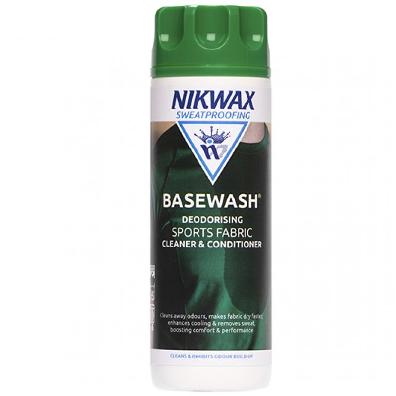 Detergent imbracaminte de corp sintetica Nikwax Basewash 300 ml