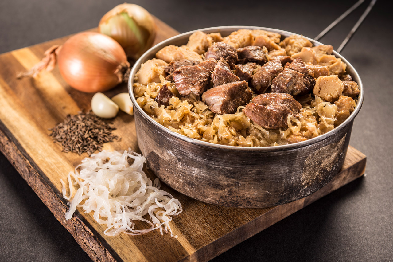 Mancare deshidratata liofilizata Adventure Menu Carne de porc cu galuste de cartofi si varza alba 400g