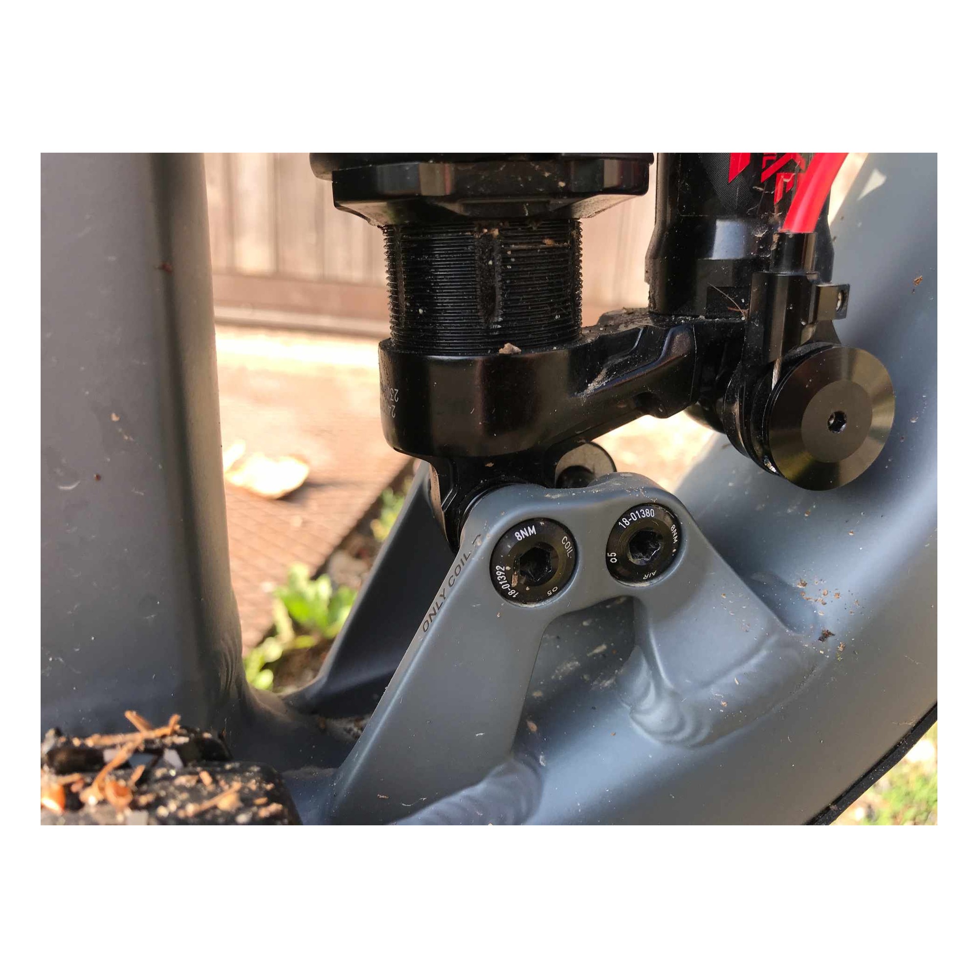 SURUB AMORTIZOR CUBE BEARING_AXLE-SHOCK MOUNT STEREO 170 AIR (18-01380)