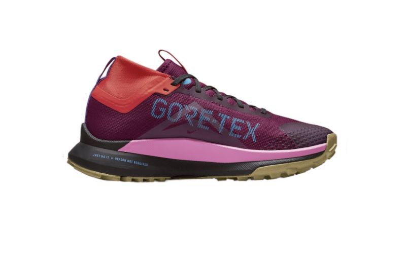Pantofi alergare trail dama Nike Pegasus Trail 4 GTX SS 2023
