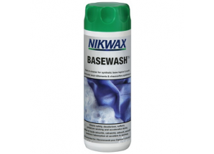 Detergent imbracaminte de corp sintetica Nikwax Basewash 300 ml