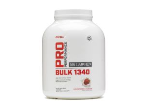 Proteina GNC Pro Performance Bulk 1340 cu aroma de capsuni 3240 g