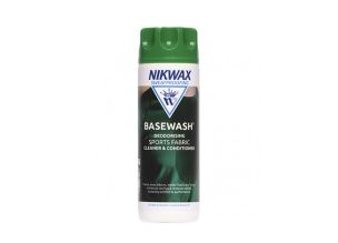 Detergent imbracaminte de corp sintetica Nikwax Basewash 300 ml