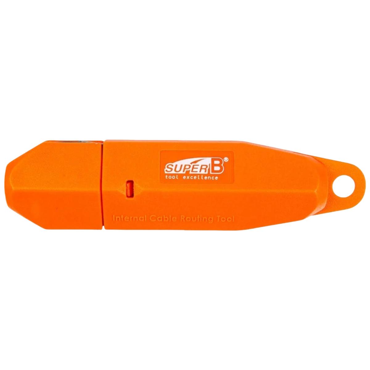 Instrument de Dirijare a Cablurilor Interne SUPER B TB-IR20