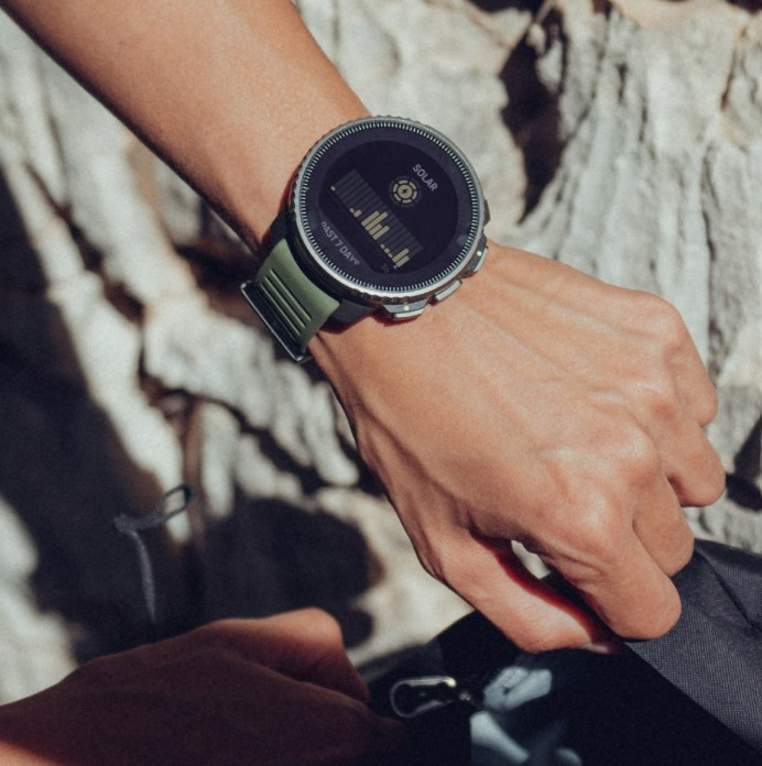 Ceas Suunto Vertical Sapphire Titanium Solar Negru